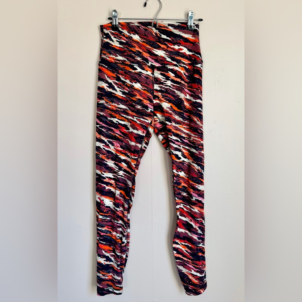 Lululemon Tiger Tide Smoky Red Multi Leggings Size 6 High Rise Athletic Yoga